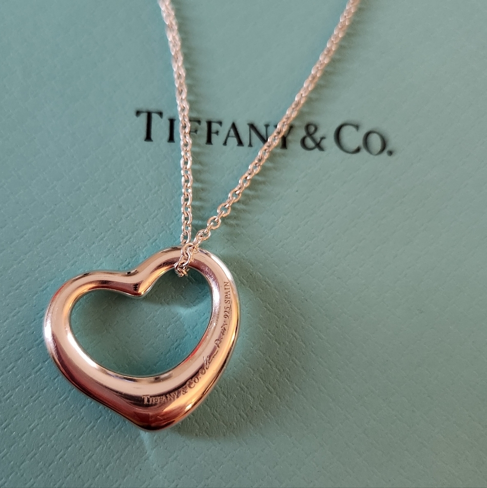 TIFFANY & CO Open Heart Paloma Picasso Sterling Silver pendant and necklace - Picture 1 of 11